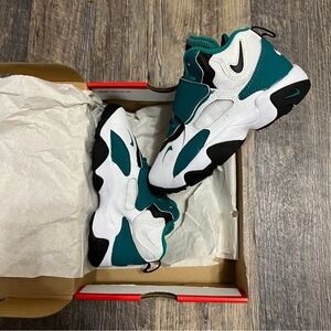 Nike Speed Turf -- Philadelphia Eagles Edition